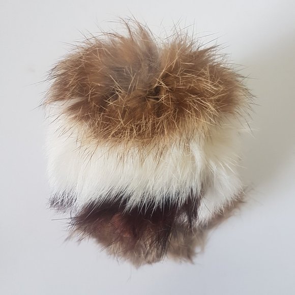 Vintage Wood Inuit Doll with Fur Raymond Bourbeau Handmade - Picture 4 of 14